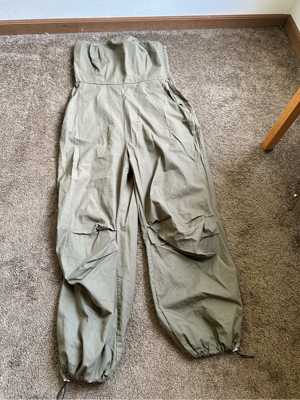 by ANTHROPOLOGIE Military Green Strapless Parachute Jumpsuit - Sz 12